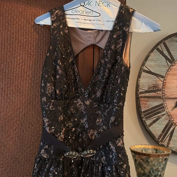Bcbg Black Sequin and Lace Cocktail Dress. Size 2 - Picture 2 of 13